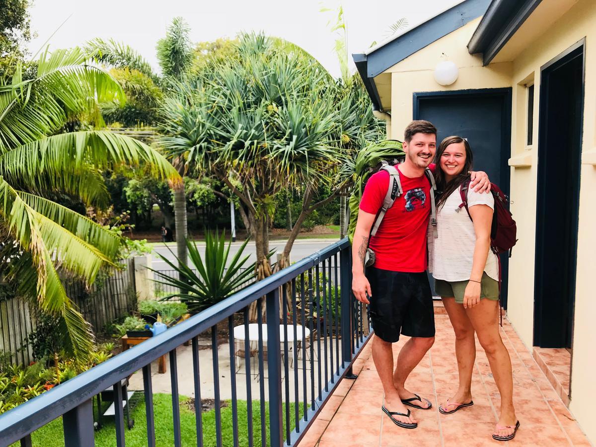 Caloundra Backpackers Ostello Esterno foto